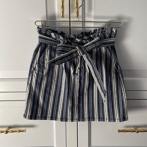 Patterned denim mini skirt